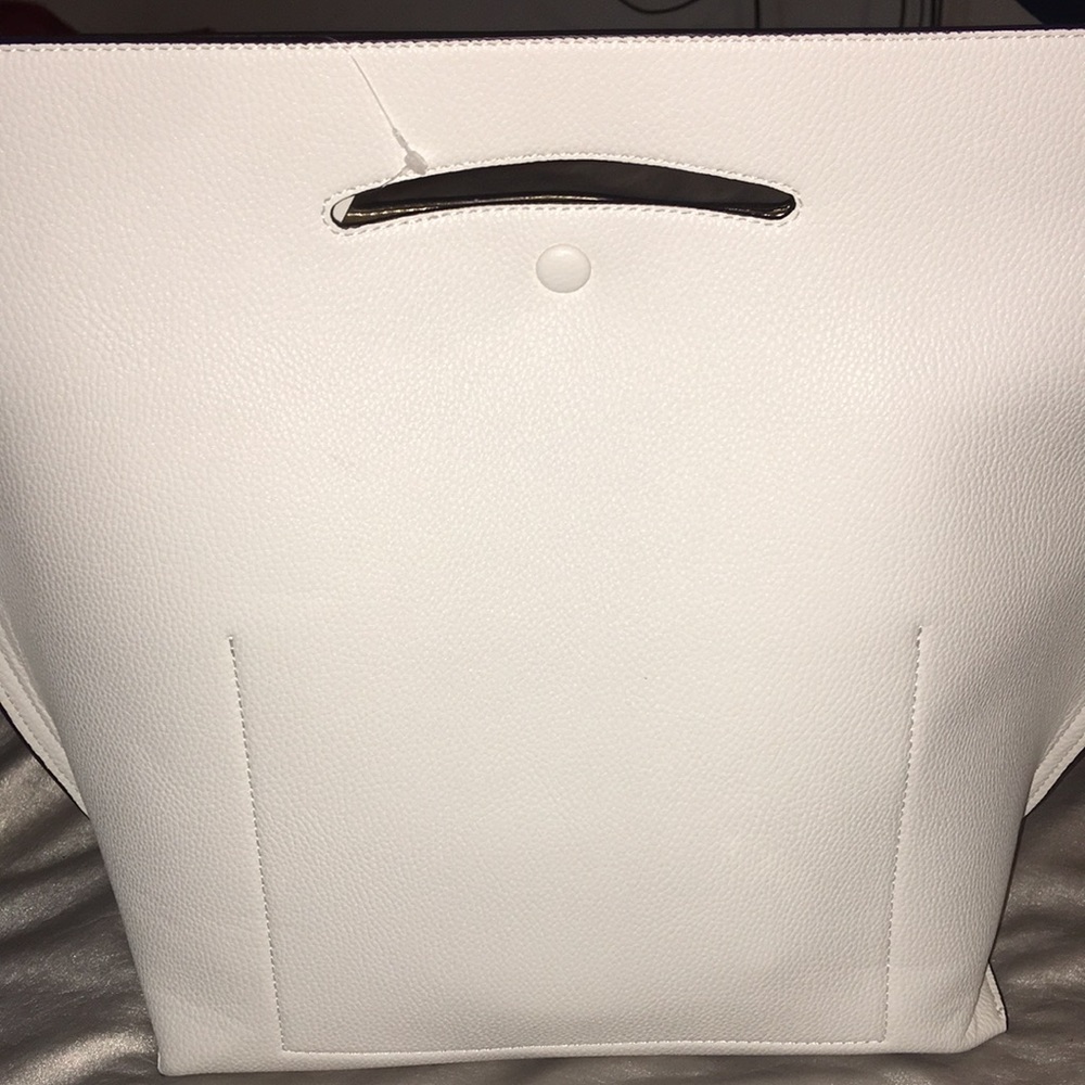 Cut-out satchel sondra roberts bags